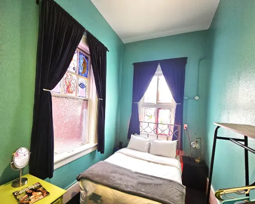 Gaslamp Hostel Các khách sạn gần Sân bóng chày Petco Park