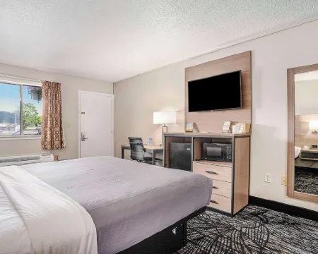 Rodeway Inn Hotels in Grand Haven