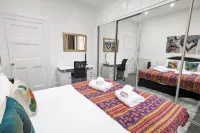 Summit West End Elegant 1 Bed Flat Free Parking