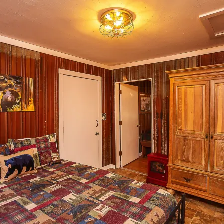 Sasquatch Cabin