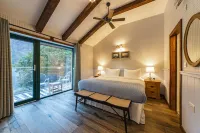 Black Sheep Hotels Cabins