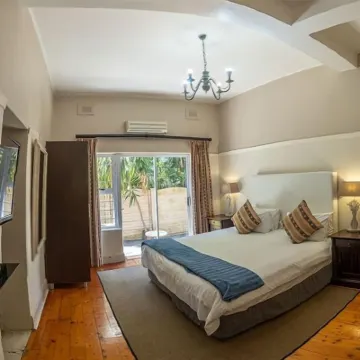 268 on Ridge Guesthouse Hotels near Coastal KZN TVET College - Durban Campus