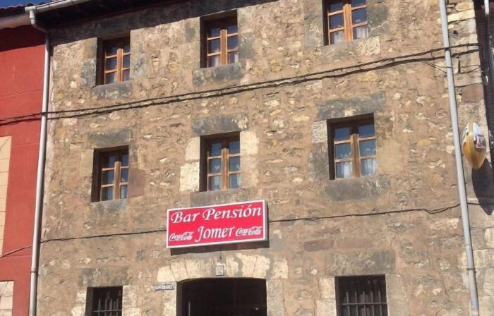 Pension Y Bar Ivis