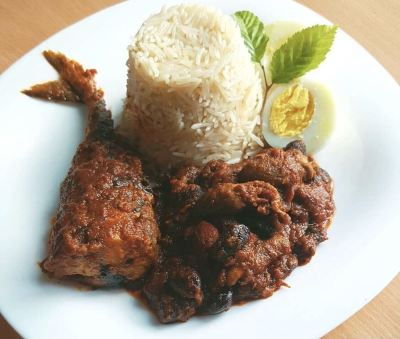 Cuisine Epe Resort Photo