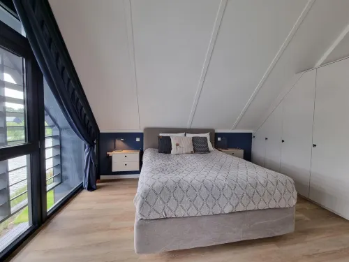 Luxurious Detached Water Villa with Jetty Hotels in Balk