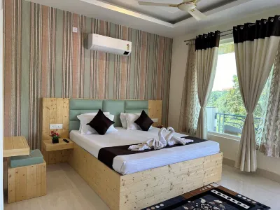 Staycation by Him Holiday Ventures Hotel in zona Kangra Airport