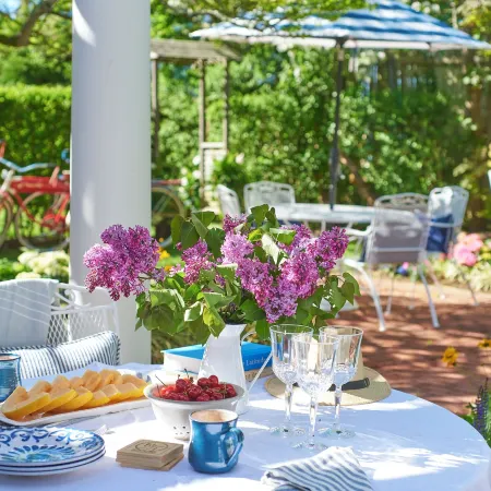 Bellport Inn
