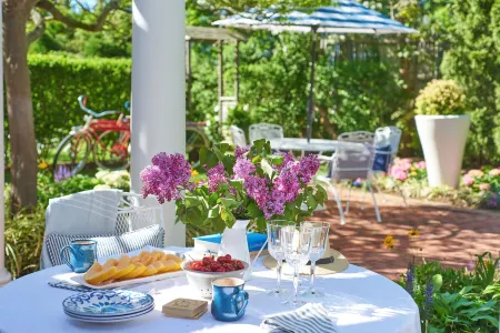 Bellport Inn Отели в г. Беллпорт