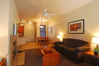 WorldMark Phoenix - South Mountain Preserve Hotels in South Mountain