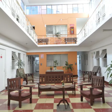 Hotel Metropolitan I