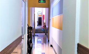 Hong Dao Hotel.
