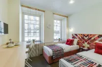Sokroma Boho Hotel Hotels near مسرح مارينسكي