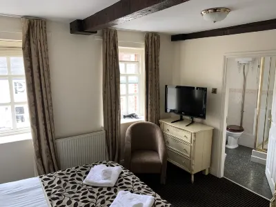 The Silk House Hotels in Staffordshire Moorlands District