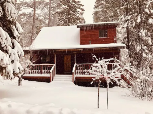 Canyon Cabin Hotels in Fawnskin