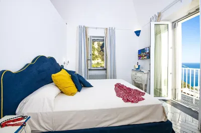 Maison Don Rafe' Hotels in Laurito