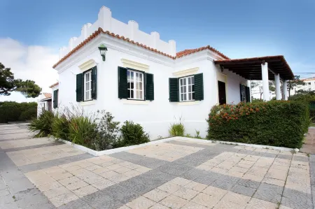 Farm on the Beach Sea View 2 Steps from Lisbon