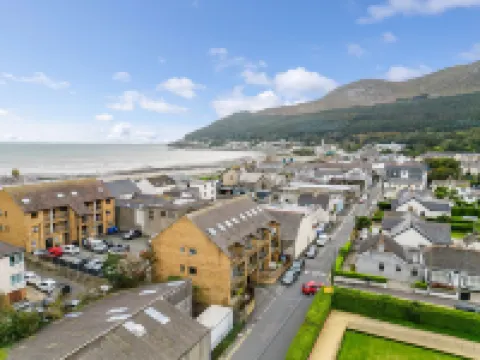 Central Apartment 3B Hotels in Newcastle