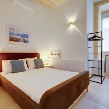 Stylish 2Br Apartment in Valletta