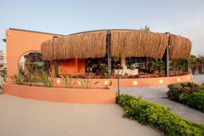 Daphne Residence