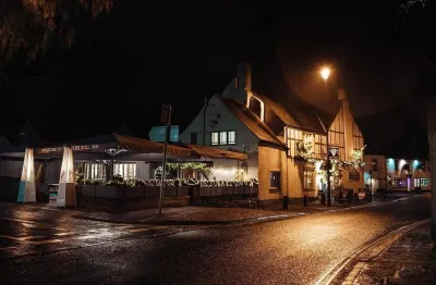 Charming 1-Bed Loft in Caerleon Hotels in 