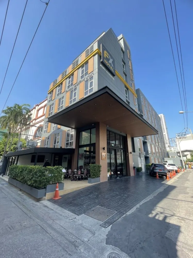 FX納娜酒店