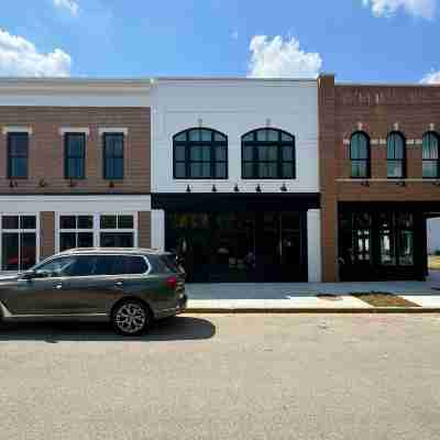 The Purple Martin - the Perch Hotel Exterior