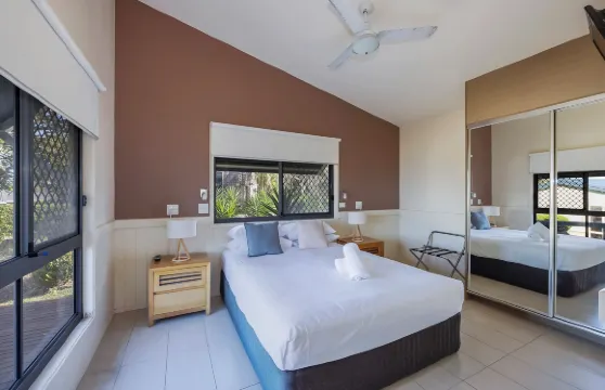 邦尼山反射 - 假日公園