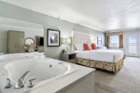 Cherry Tree Inn & Suites Hotels in East Bay Township