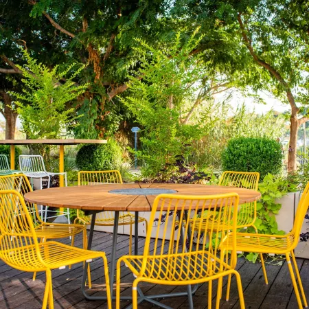 The Spot Hostel Отели рядом с достопримечательностью «Пляж Мецицим»