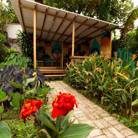 Aguacatala by Roots Rentals