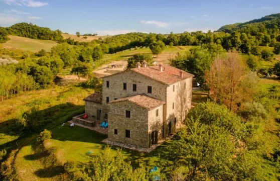 蒙特洛維斯科農家樂