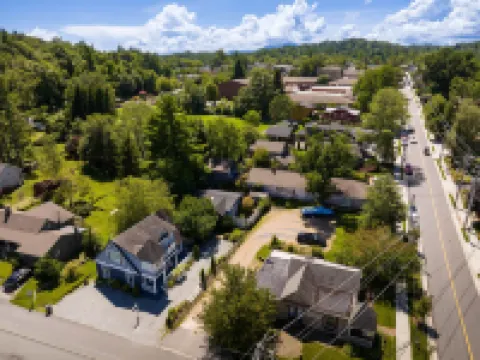 The Victorian Inn Blowing Rock