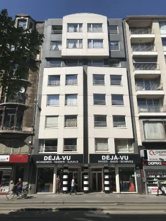 Renovated Apartment in Antwerp City Center Отели рядом с достопримечательностью «Middelheim»