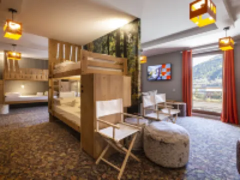 Hotel Base Camp Lodge - Bourg Saint Maurice Hotels in Savoie