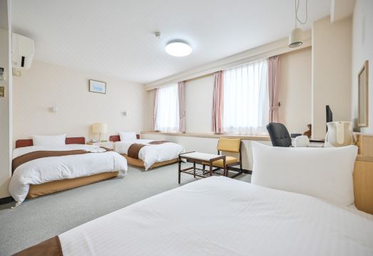 가고시마 다이이치 호텔 가모이케 썸네일