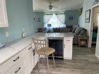 Newly updated Charming 4-bedroom house in Cape May with AC, WiFi, gas fireplace