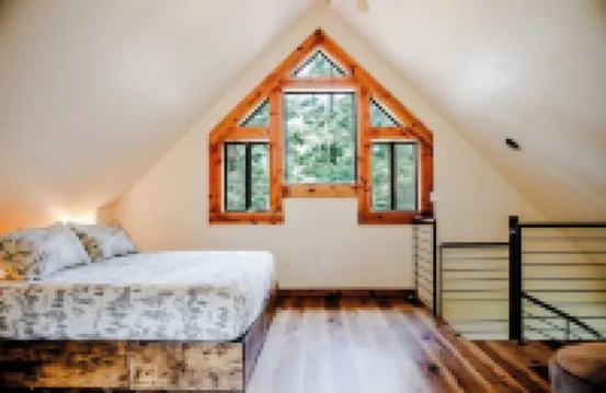 Cozy mountain retreat minutes from Downtown Ouray!