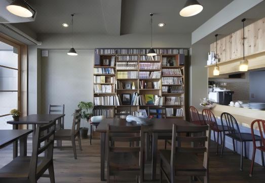 게스트하우스 햐쿠만벤 크로스