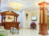 Royal Hotel Halong - Hon Gai