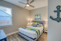Seaside Bliss - Cozy Cottage with Coastal Charm, Fireplace فنادق في أوشن شورز