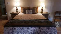 LUXURIOUS 4BR/3BA SANTA FE ESCAPE