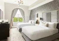 The Chateau Grande Hotel Hotels in East Brunswick Township