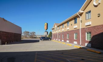 Super 8 by Wyndham Gallup