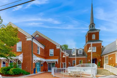 Condo near the ocean with pool, outdoor space, central AC, & washer/dryer