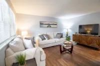 Centrally Located Near High St Hotels in 