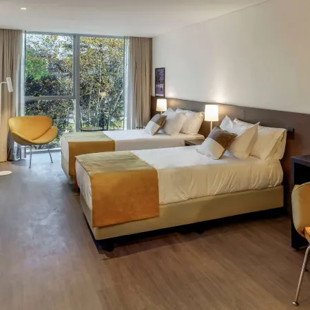 Dazzler by Wyndham la Plata Отели в г. Ла-Плата