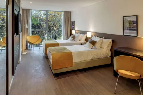 Dazzler by Wyndham la Plata Hotel di Lisandro Olmos