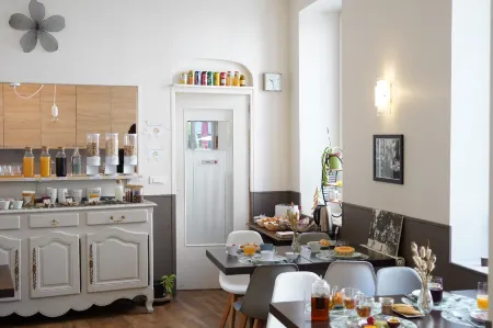 Grand Hôtel De La Poste