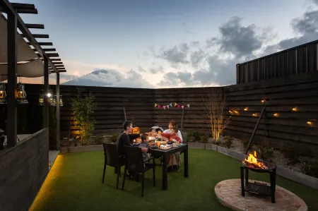 The Villa Glamping Kawaguchiko