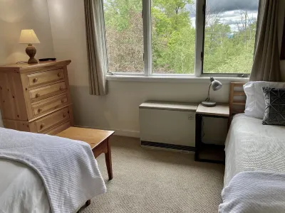 Summer Getaway-Walk to Stratton Village, Tennis, Fitness, and Pool-Mtn. Views Hotel a 